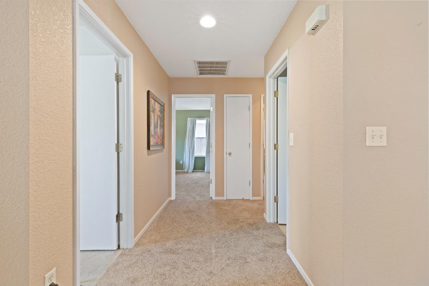 1127 Kestrel Dr, Patterson, CA 95363