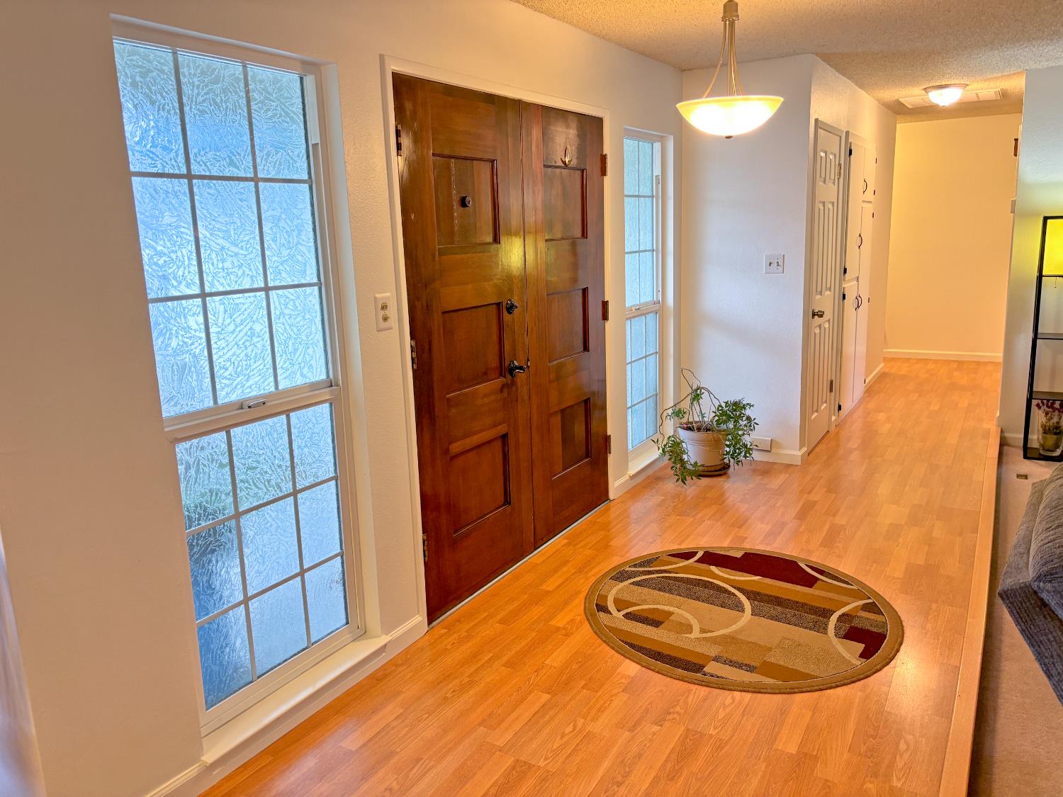 1600 Fairington Ln, Modesto, CA 95355