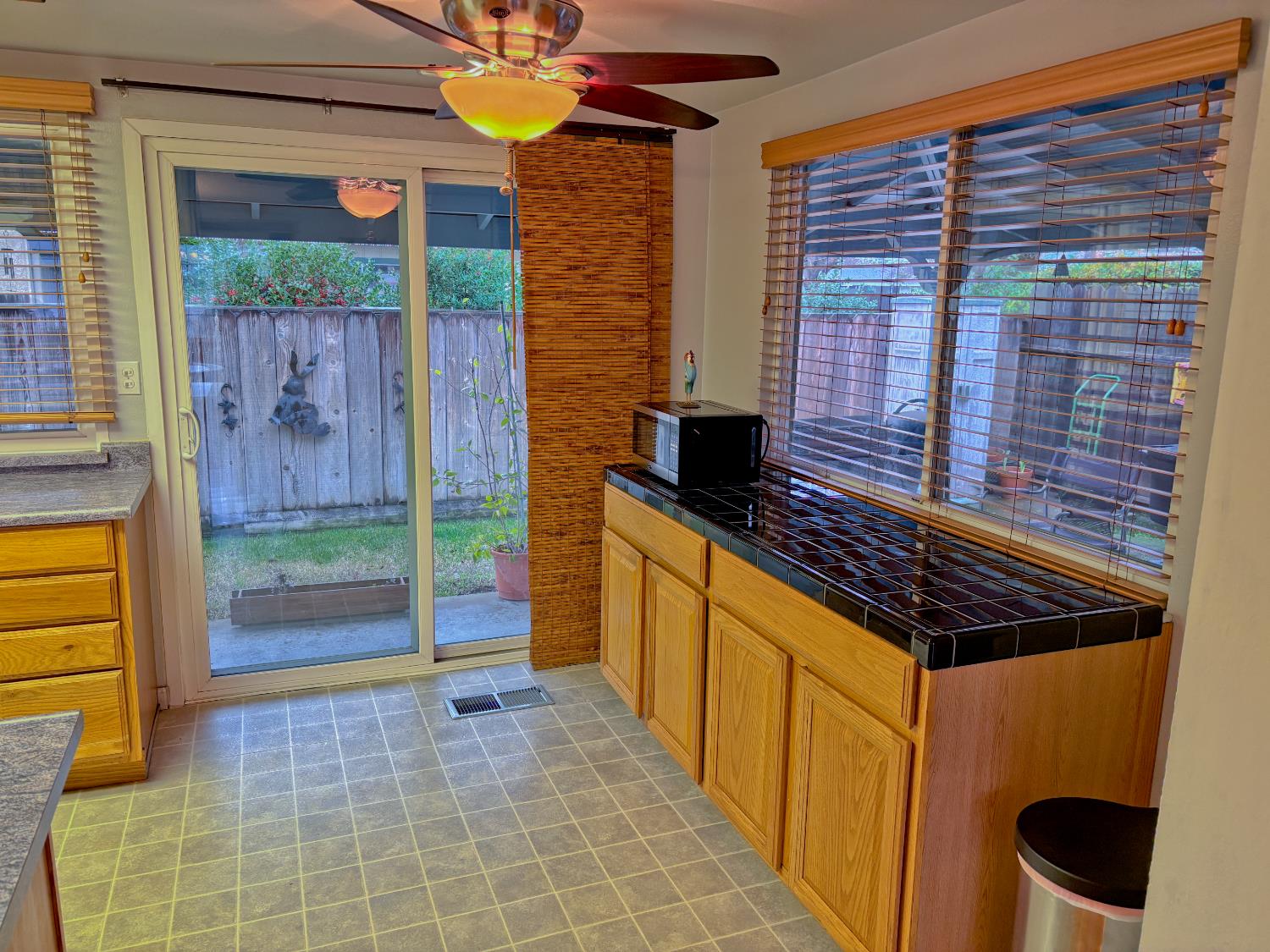 1600 Fairington Ln, Modesto, CA 95355