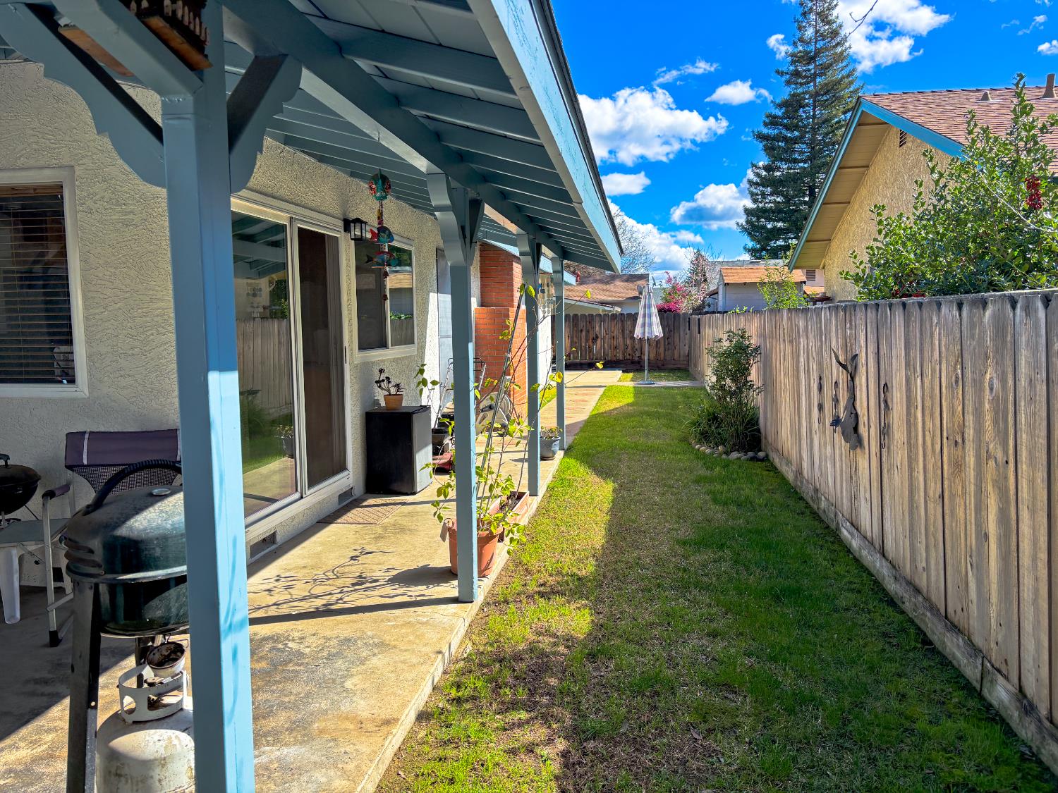 1600 Fairington Ln, Modesto, CA 95355