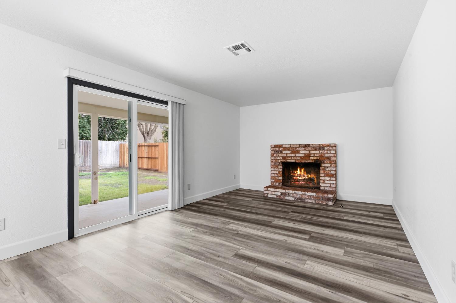 2608 Maxine Dr, Modesto, CA 95350