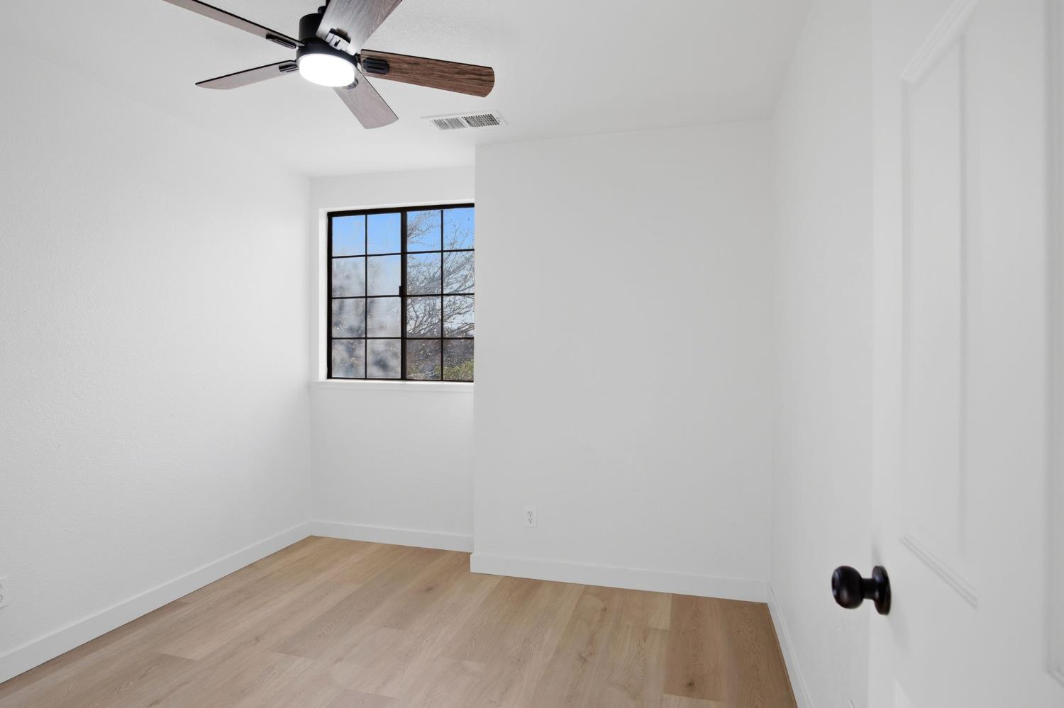 1732 Walpole Dr, Modesto, CA 95358