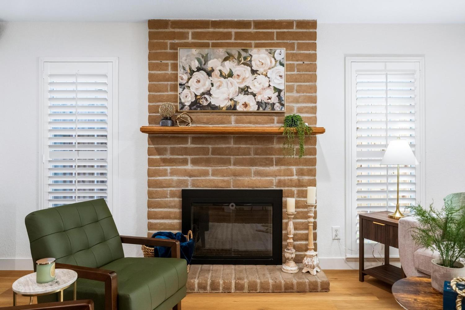 1453 Radcliff Ln, Manteca, CA 95336