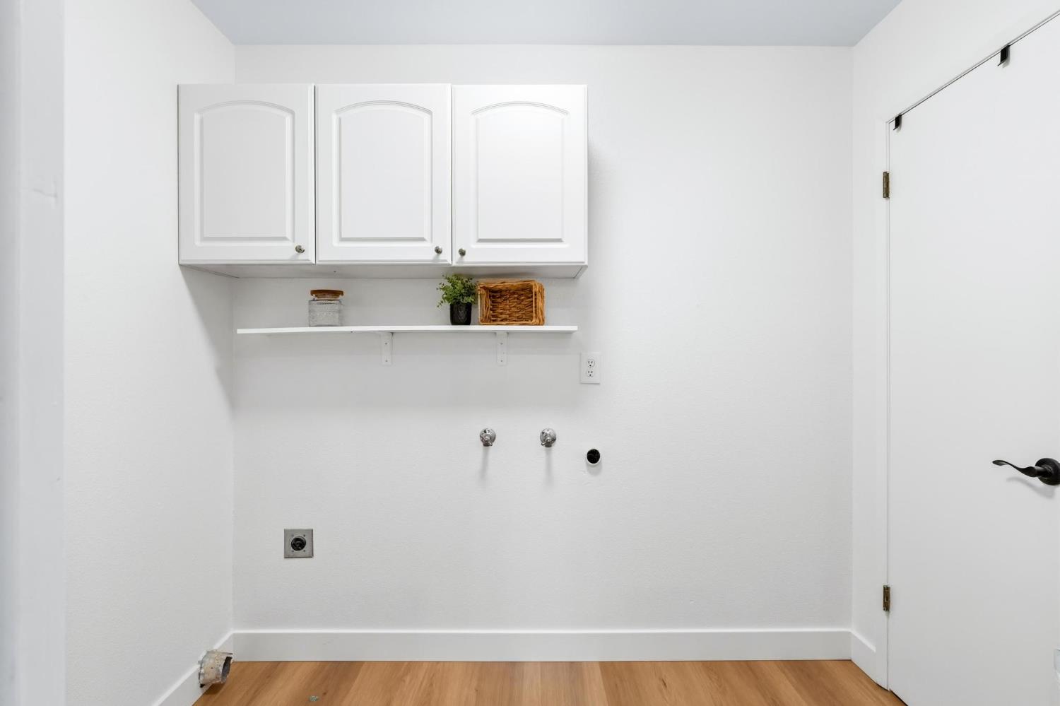 1453 Radcliff Ln, Manteca, CA 95336