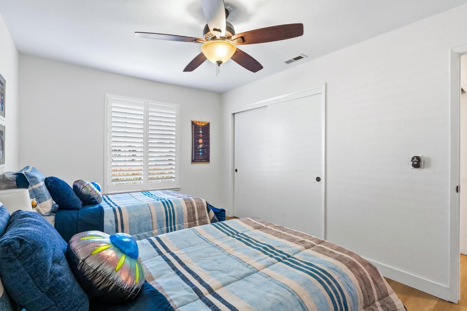 1453 Radcliff Ln, Manteca, CA 95336