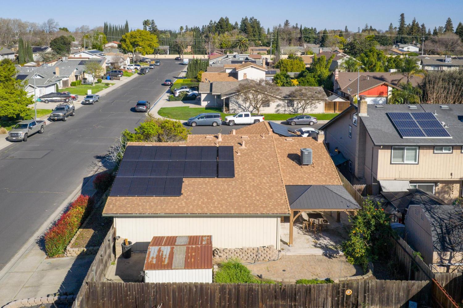 1453 Radcliff Ln, Manteca, CA 95336