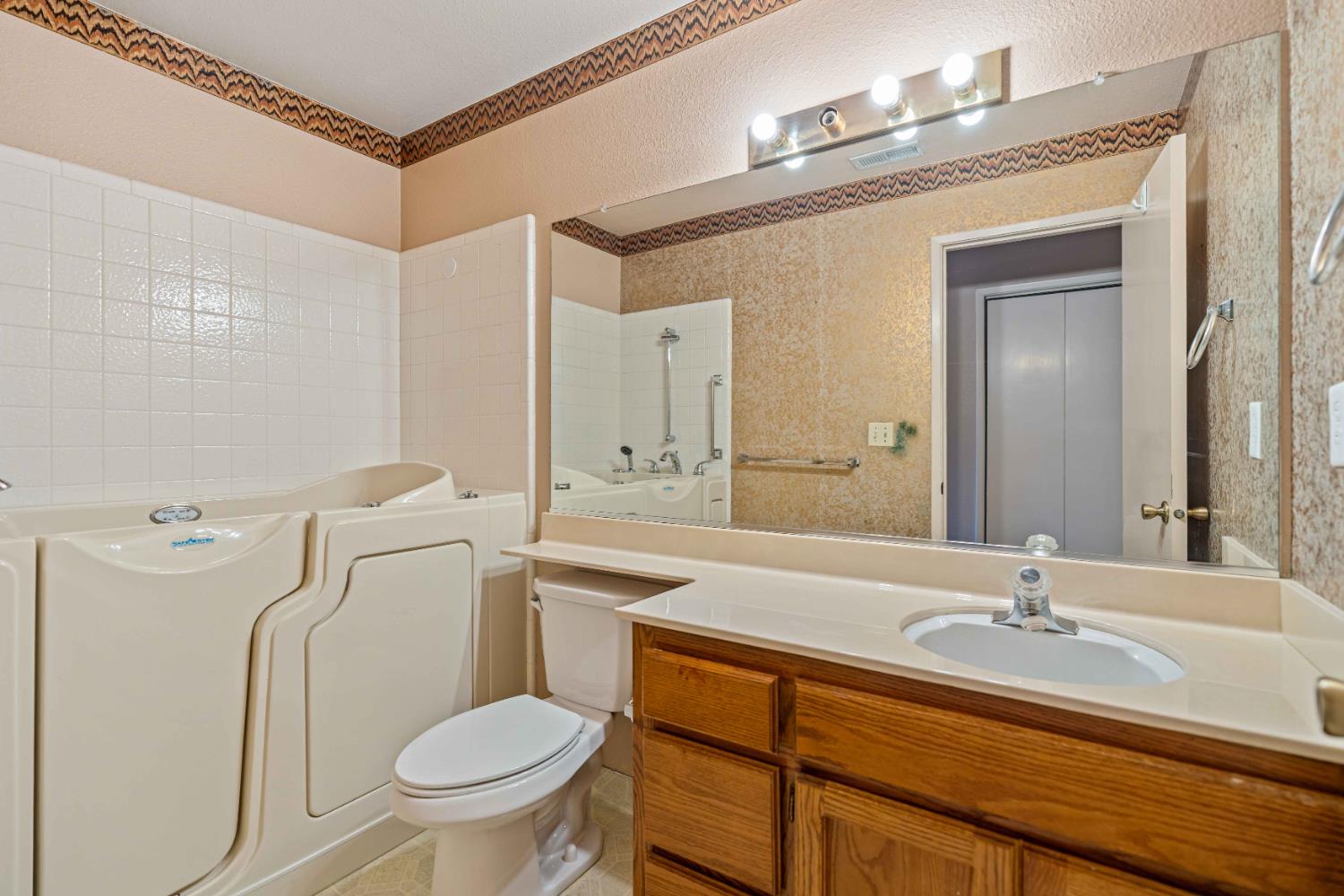 3668 Veneman Ave, Modesto, CA 95356