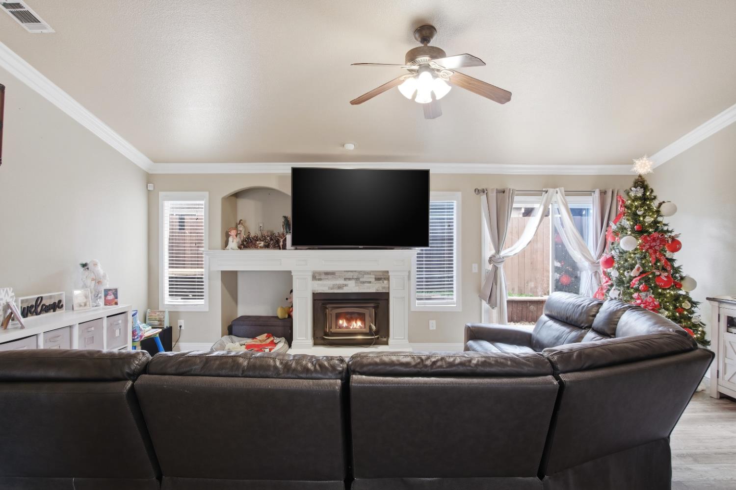 1232 Woodduck Ct, Newman, CA 95360