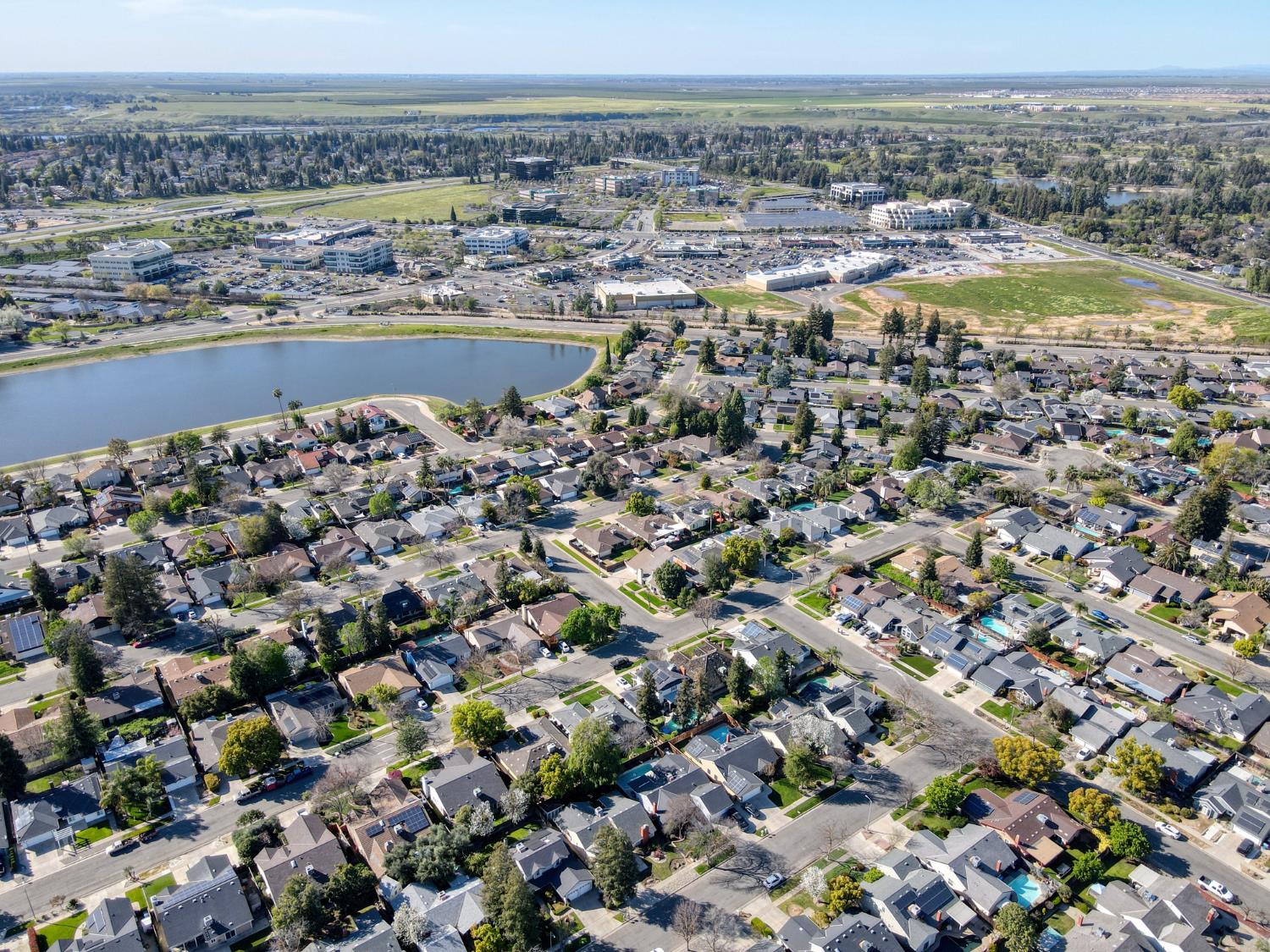 8099 N Orchard St, Fresno, CA 93720