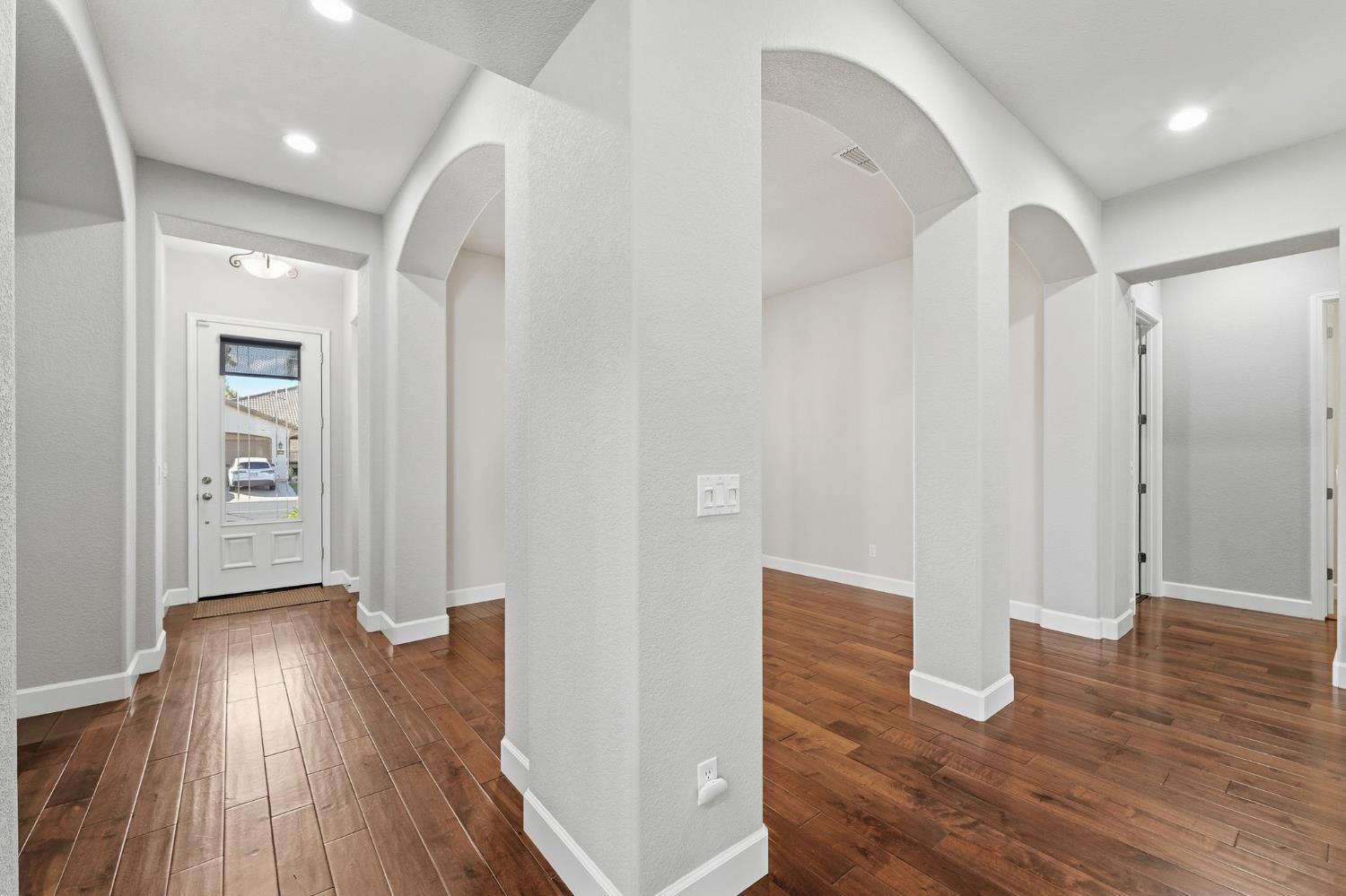 2558 Edgebrook Ln, Manteca, CA 95336