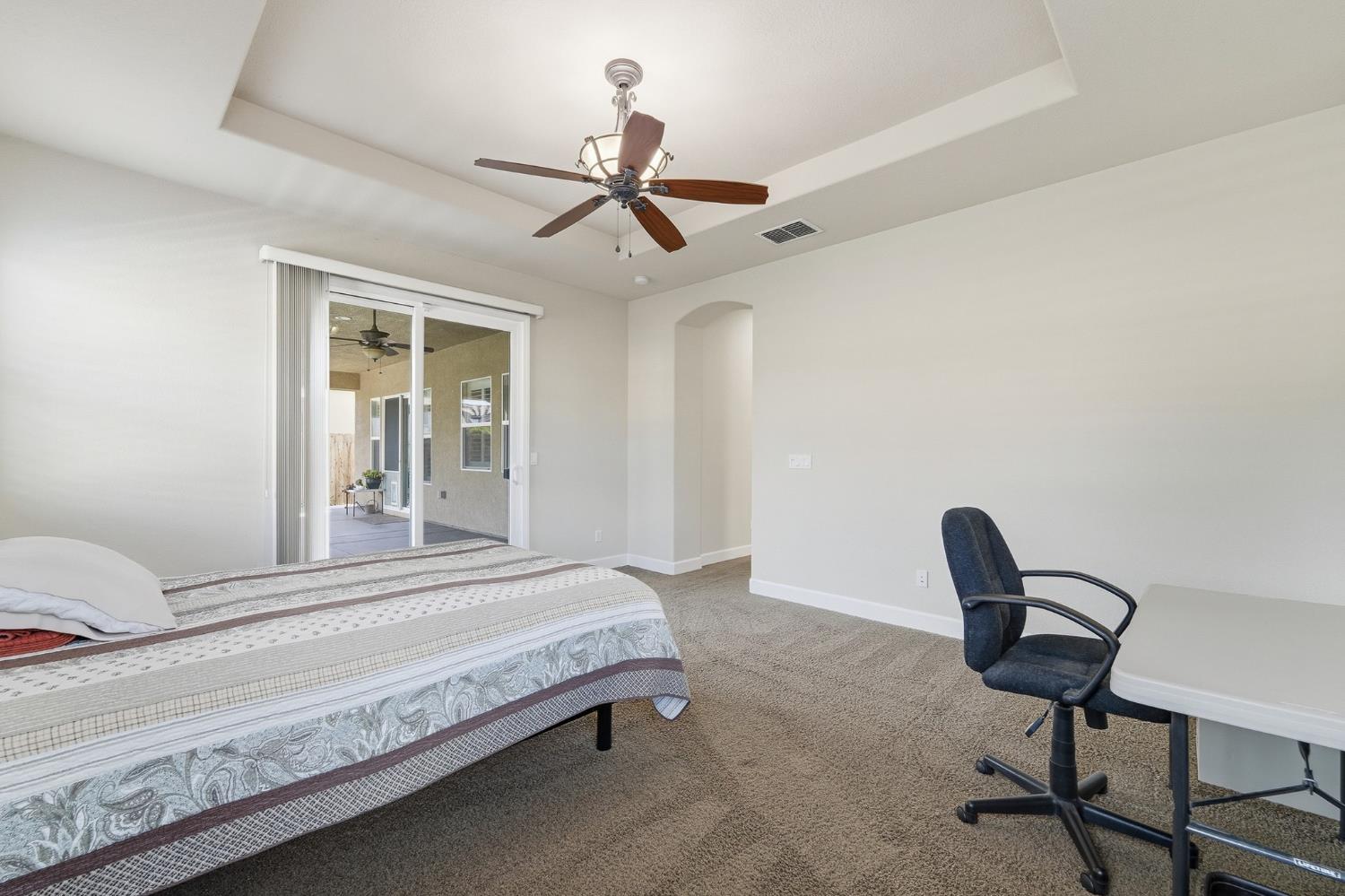 2558 Edgebrook Ln, Manteca, CA 95336