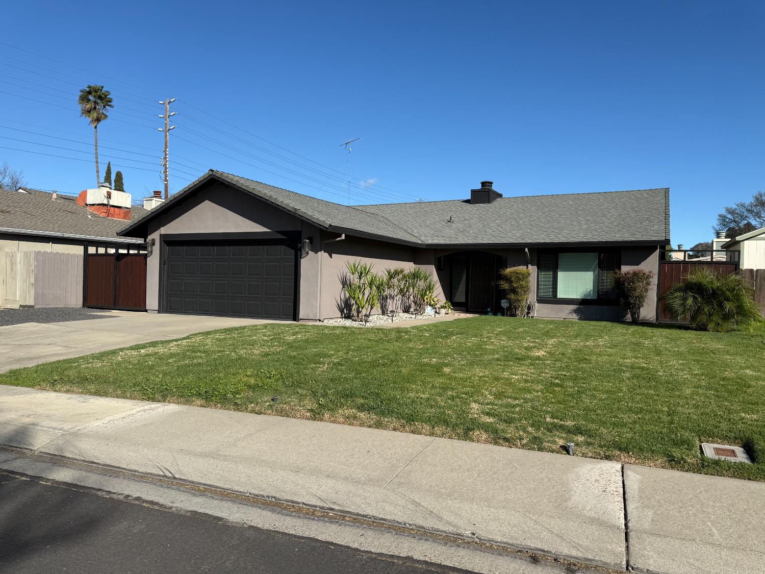 1637 Carlisle Ave, Modesto, CA 95356