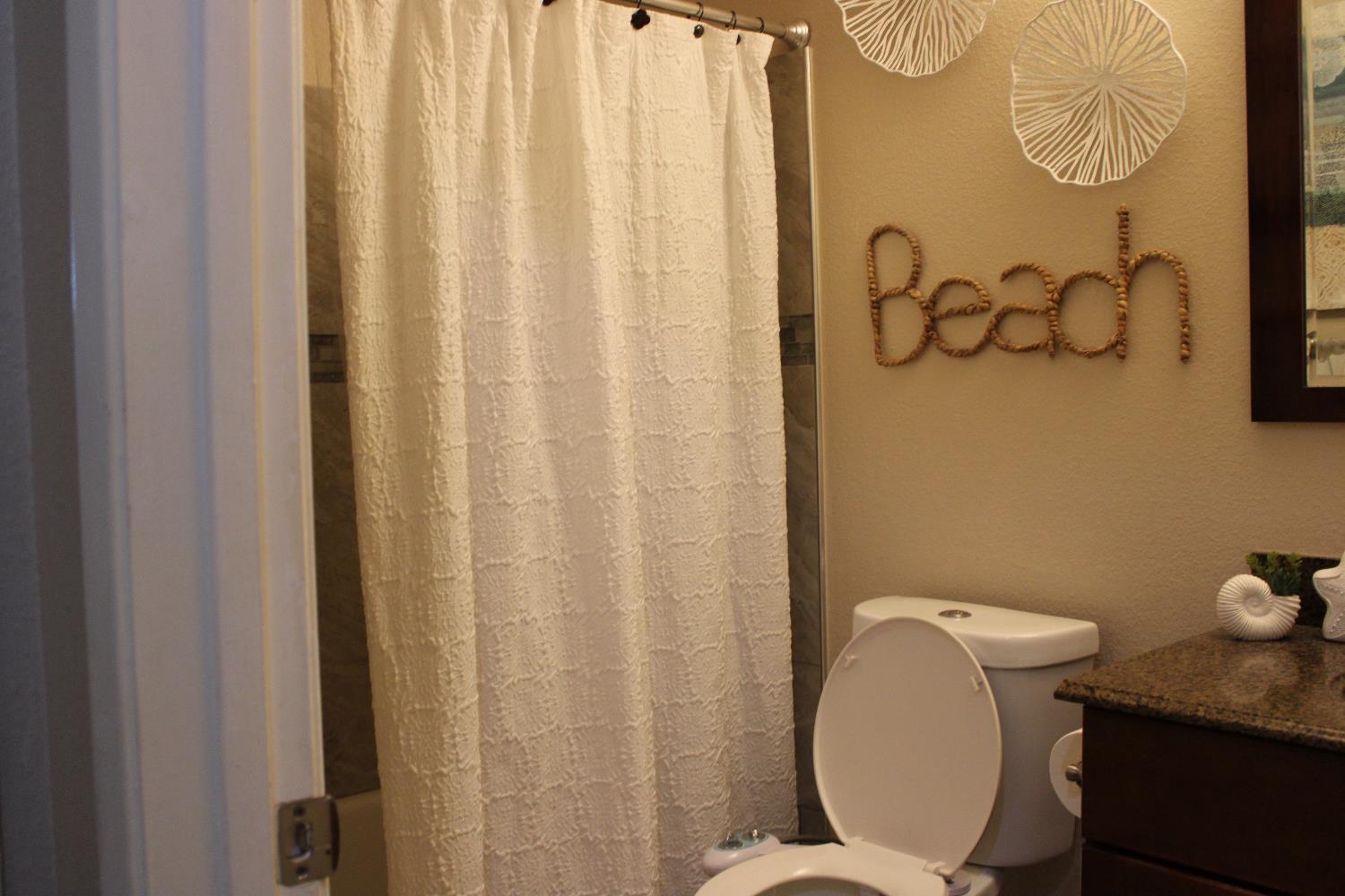 1637 Carlisle Ave, Modesto, CA 95356