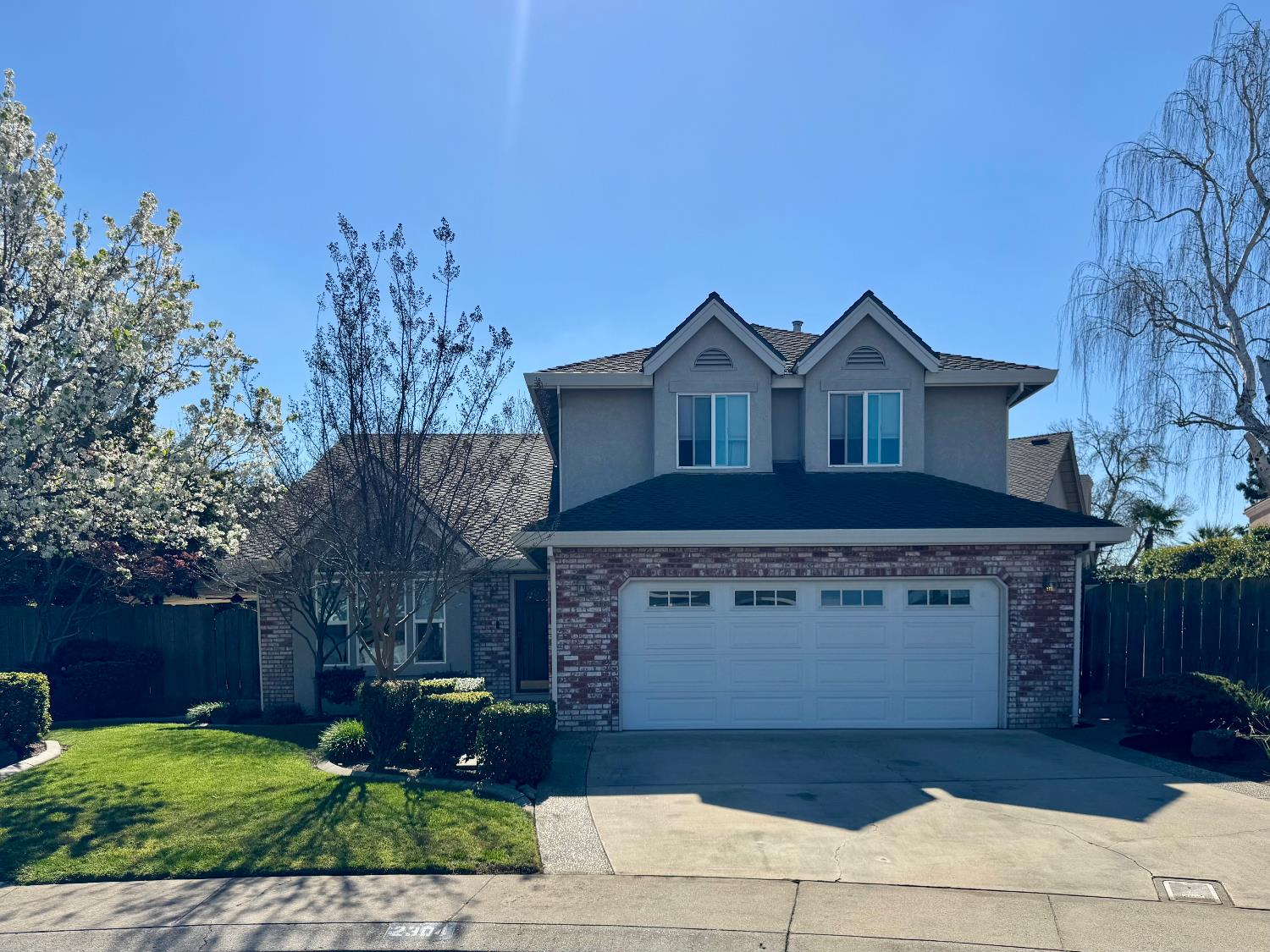 2304 Ridderkerk Cir, Modesto, CA 95356