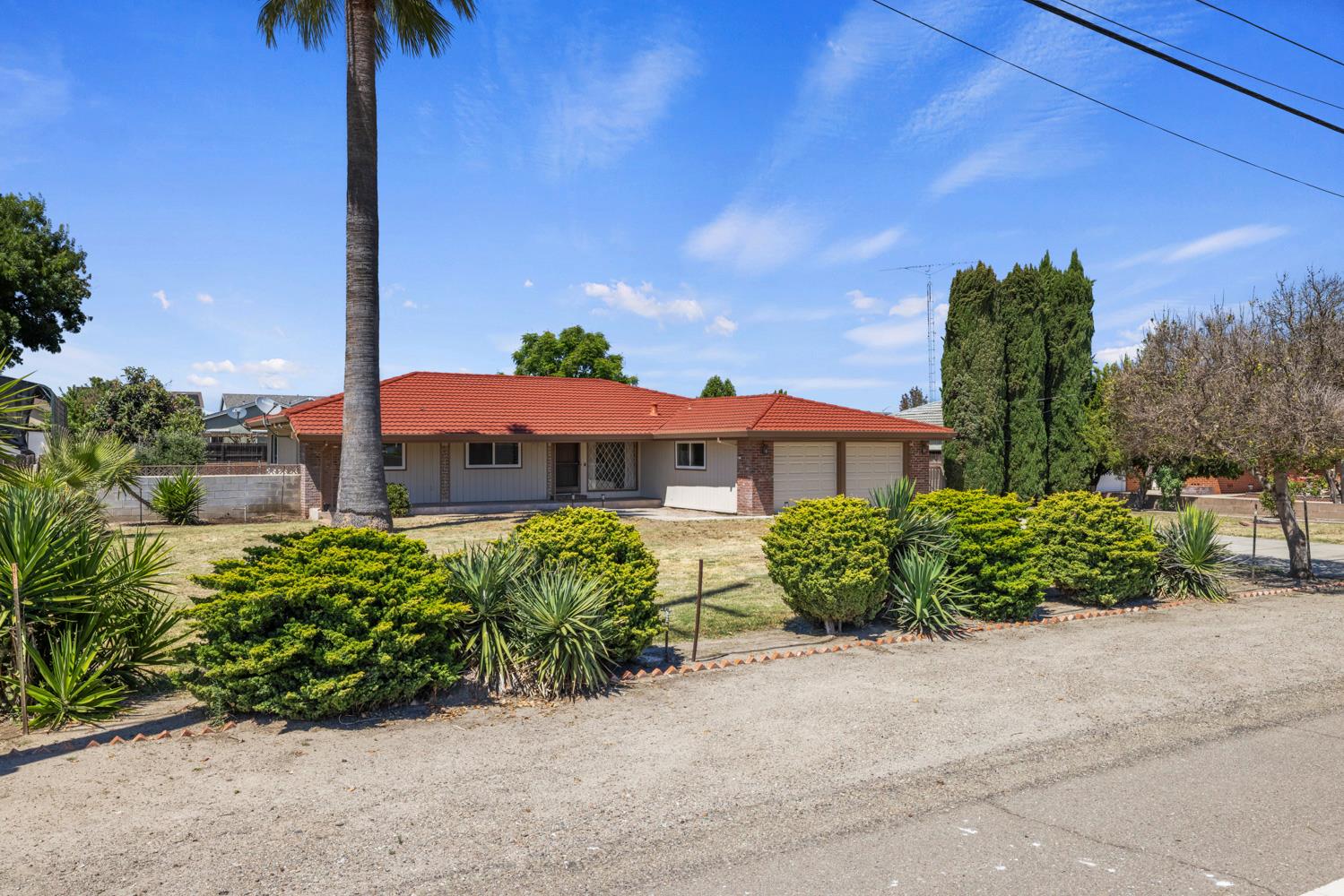 2021 W Louise Ave, Manteca, CA 95337