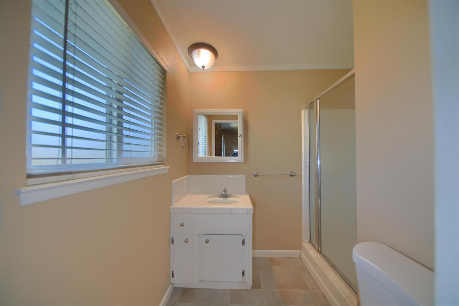 3312 Whitehorse Ave, Modesto, CA 95350