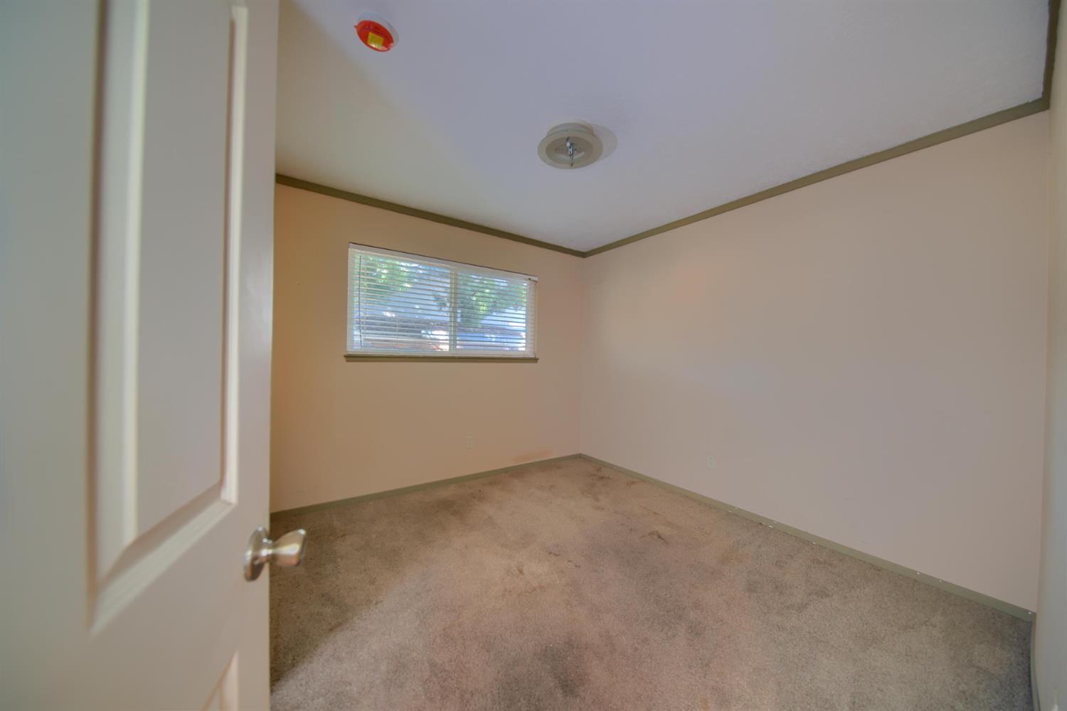 3312 Whitehorse Ave, Modesto, CA 95350