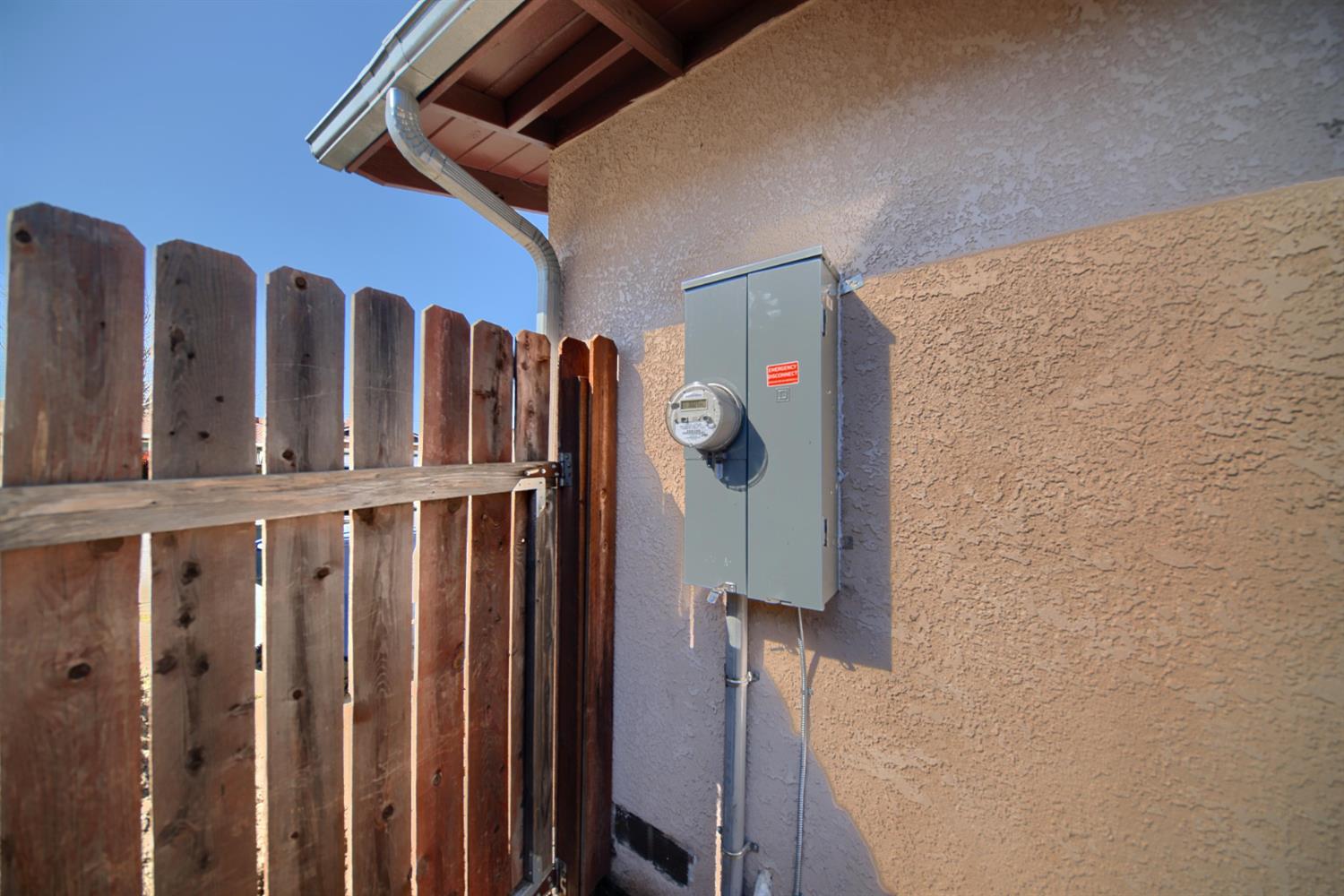 3312 Whitehorse Ave, Modesto, CA 95350