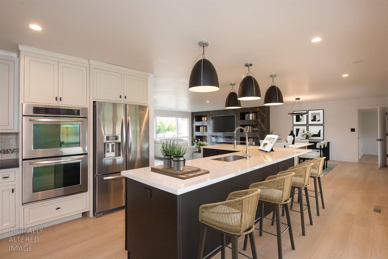 606 Hartley Dr, Modesto, CA 95356