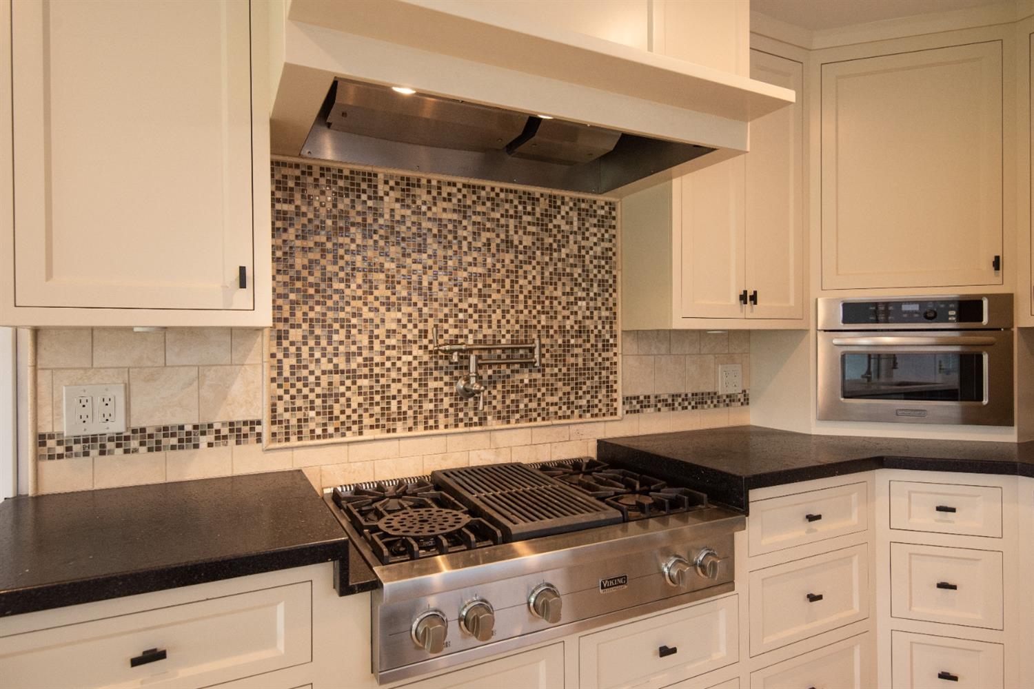 606 Hartley Dr, Modesto, CA 95356