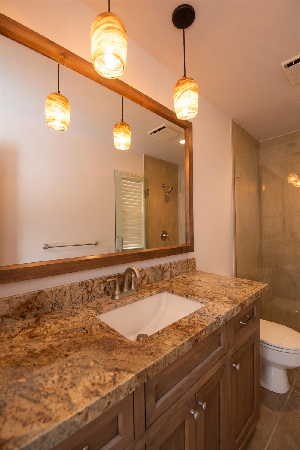 606 Hartley Dr, Modesto, CA 95356