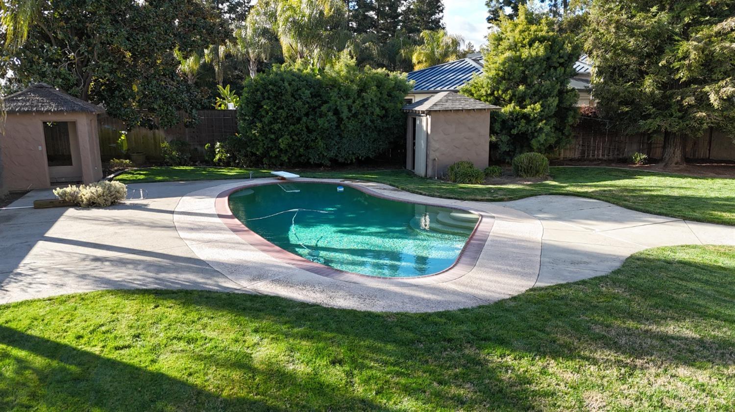 606 Hartley Dr, Modesto, CA 95356