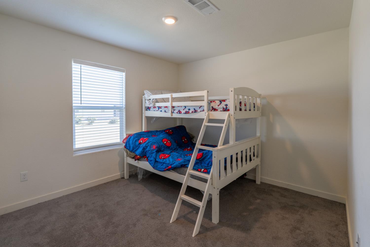 433 Stein Way, Waterford, CA 95386