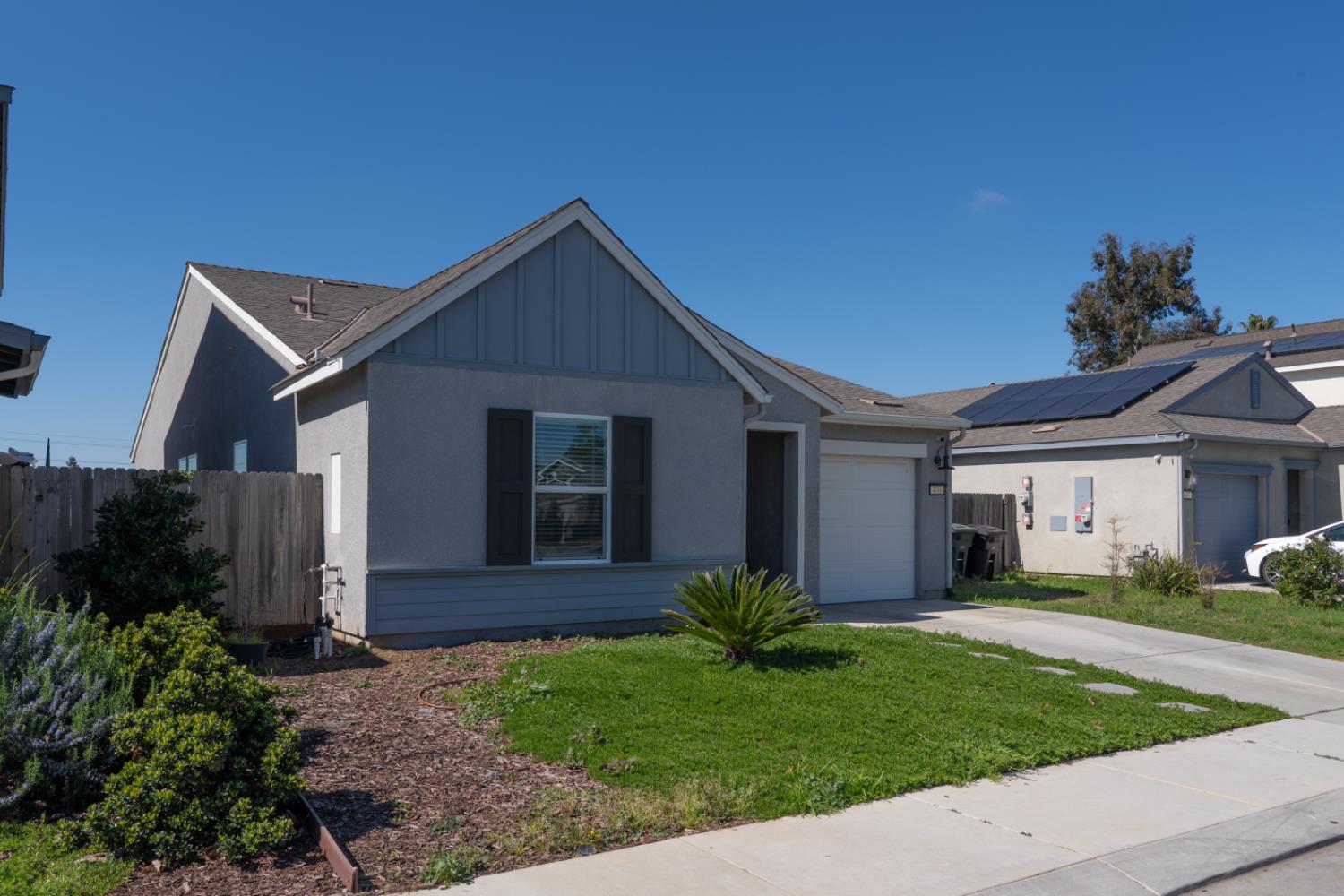 433 Stein Way, Waterford, CA 95386