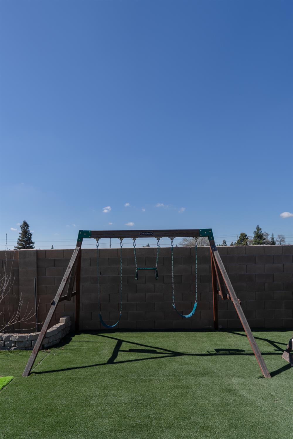 433 Stein Way, Waterford, CA 95386