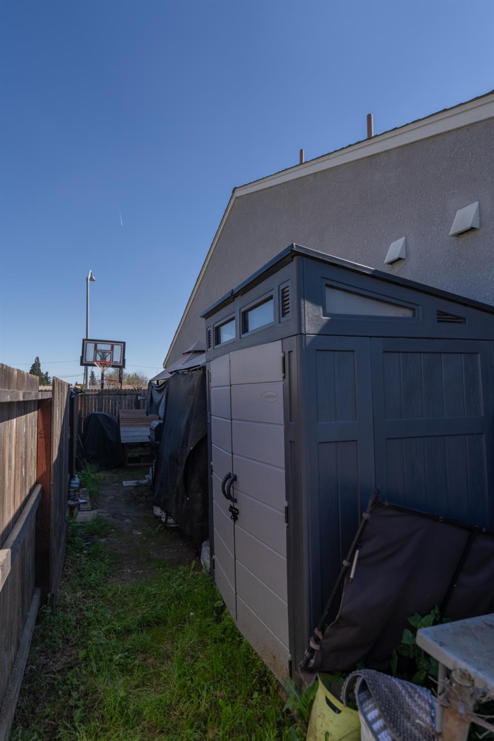 433 Stein Way, Waterford, CA 95386