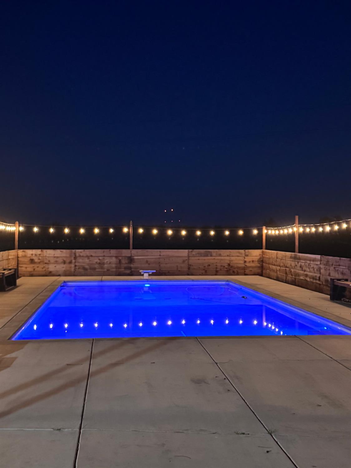 10606 Pioneer Ave, Oakdale, CA 95361