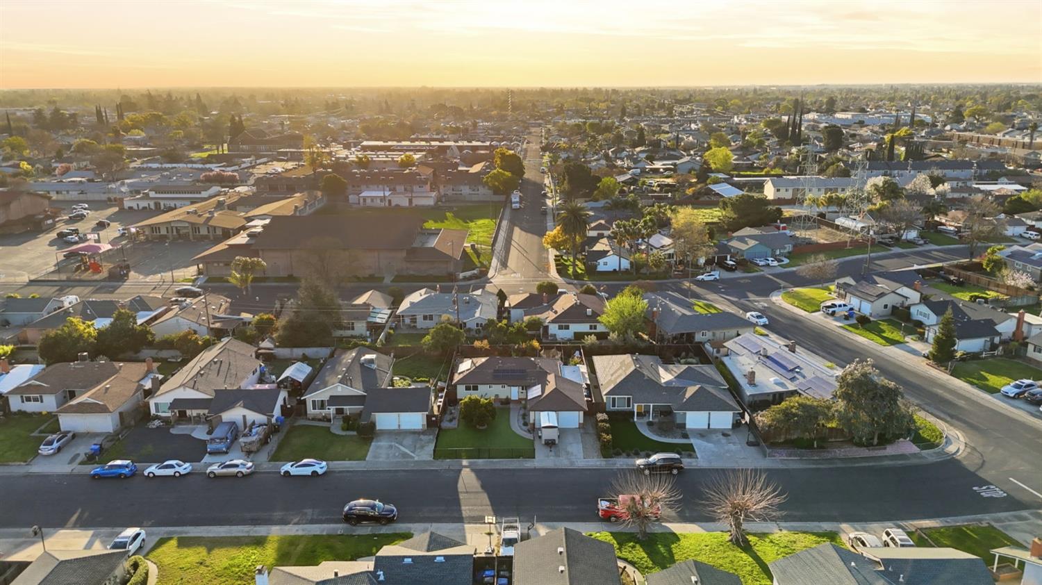 355 Harding Ave, Manteca, CA 95336