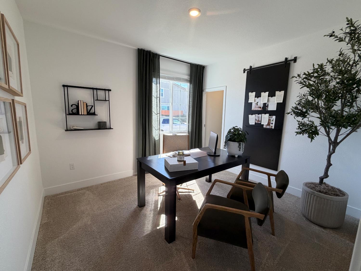 2105 Emerald Ranch Rd, Patterson, CA 95363