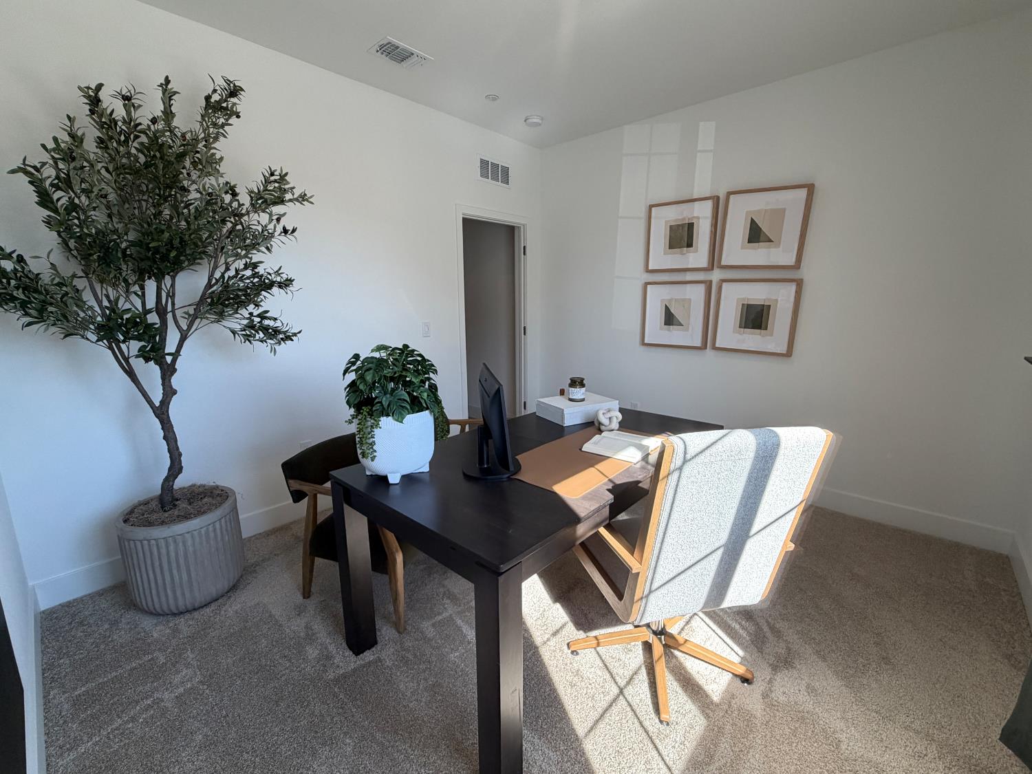 2105 Emerald Ranch Rd, Patterson, CA 95363