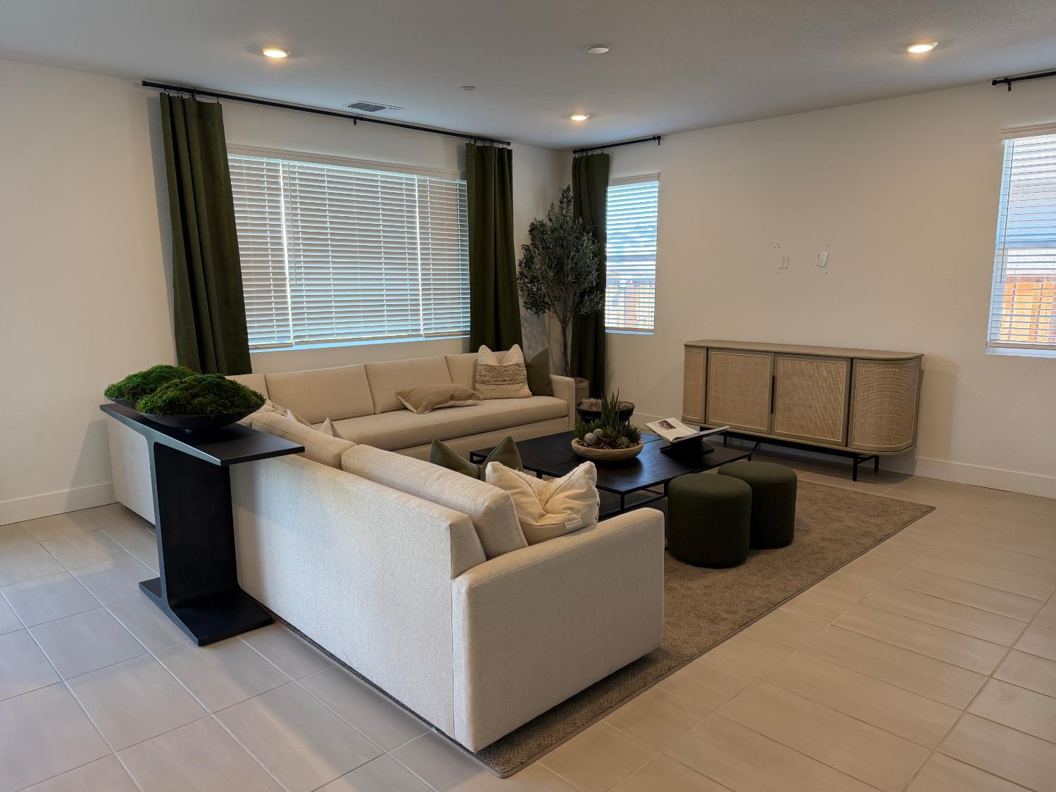 2105 Emerald Ranch Rd, Patterson, CA 95363