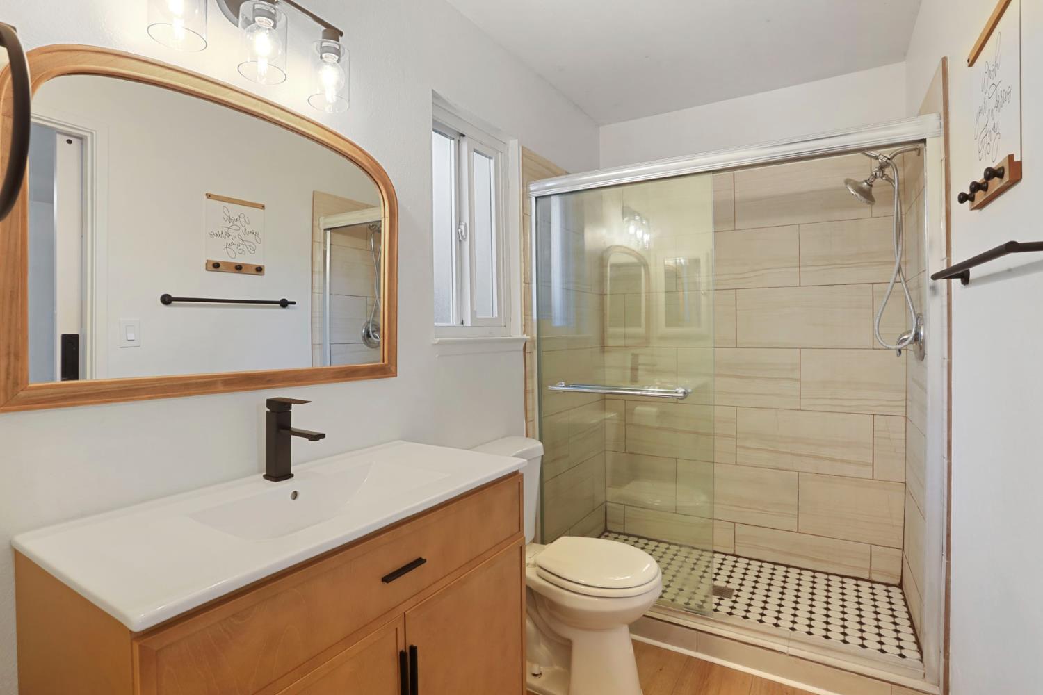 3052 Laramie Dr, Modesto, CA 95355