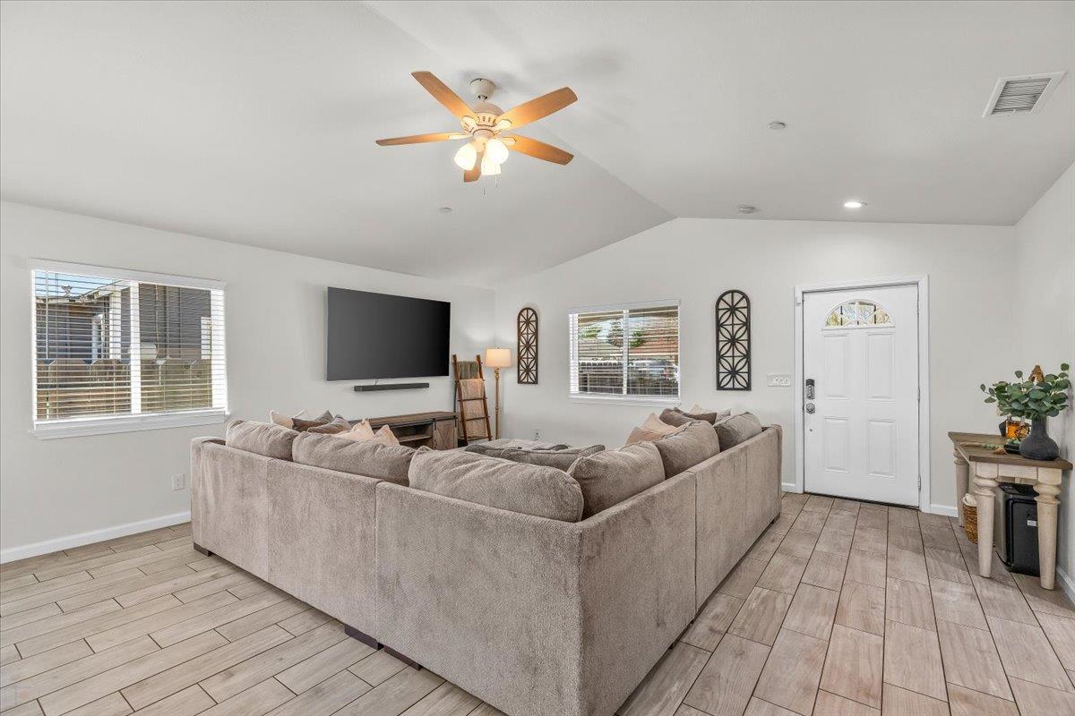 1315 Ventura Ave, Chowchilla, CA 93610