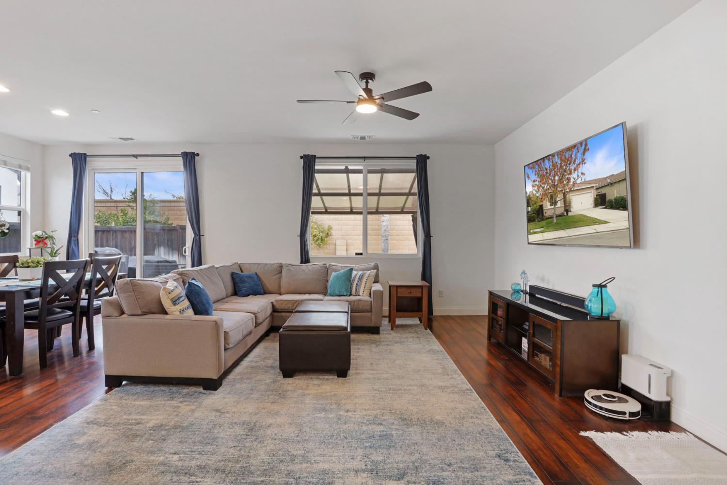 1091 Alba St, Manteca, CA 95337