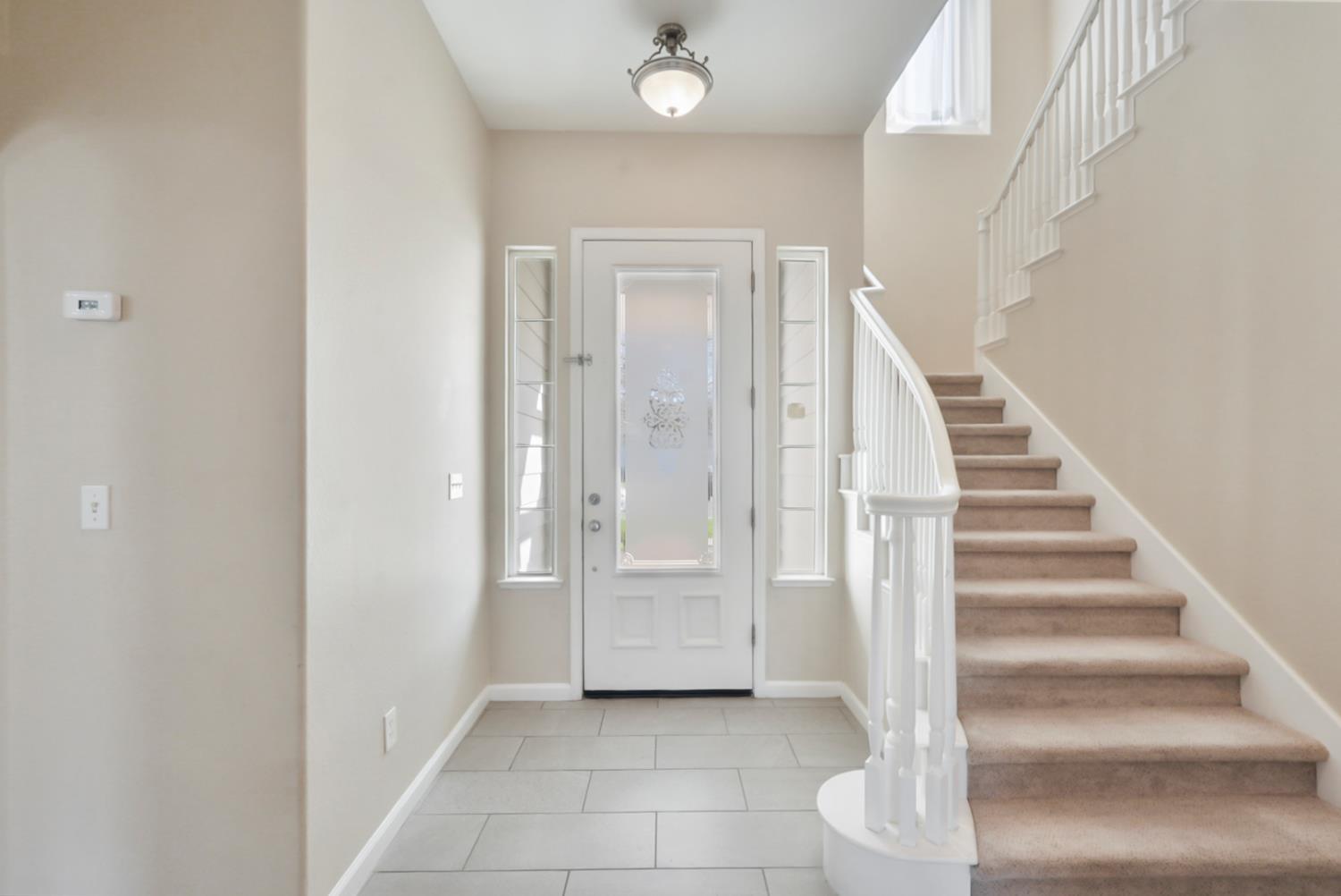 975 Briarwood Dr, Livingston, CA 95334