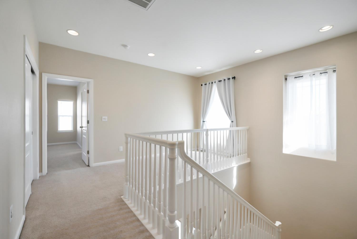 975 Briarwood Dr, Livingston, CA 95334