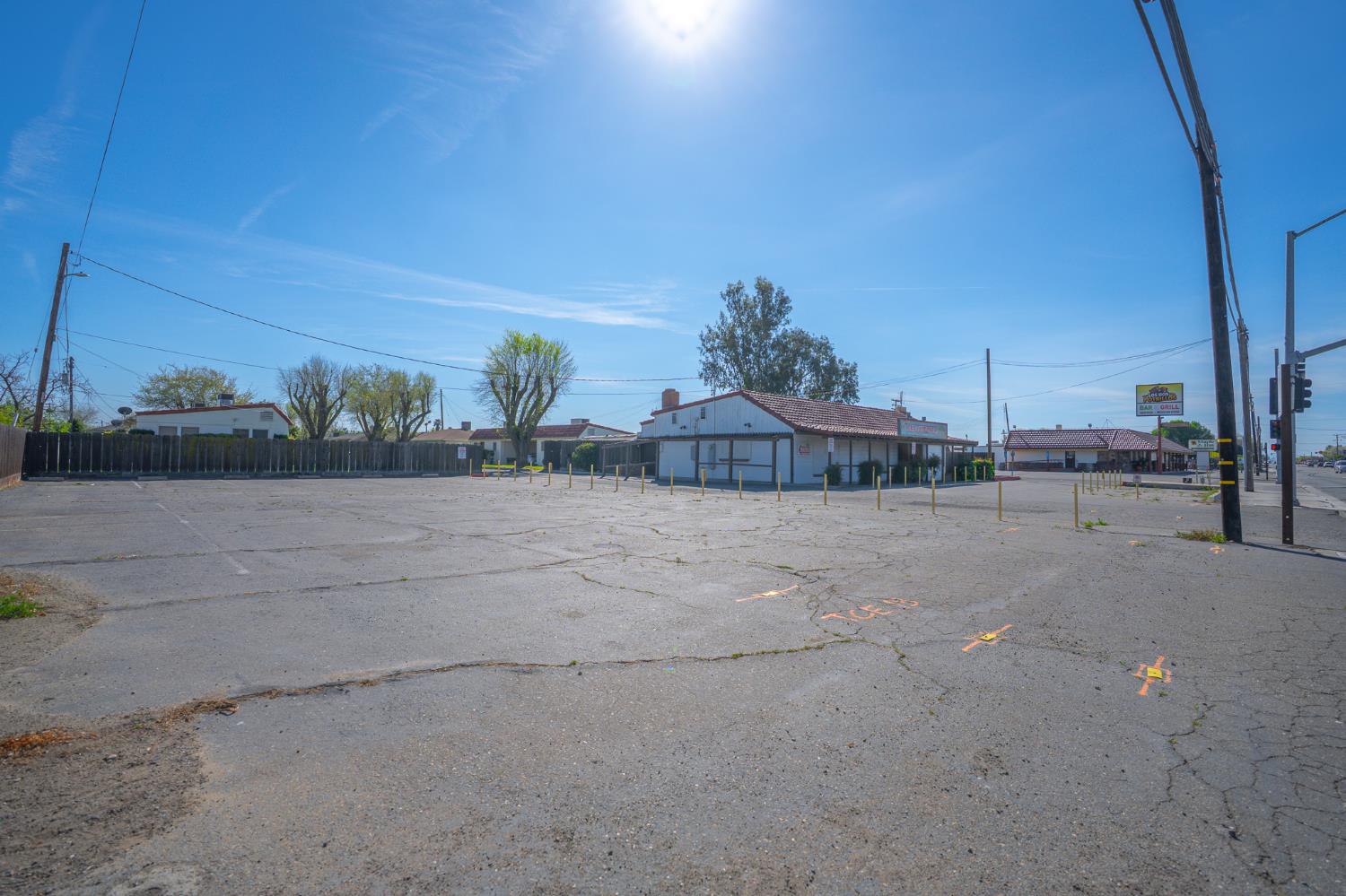 1725 E Pacheco Blvd, Los Banos, CA 93635