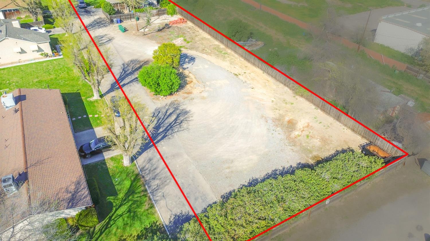 1725 E Pacheco Blvd, Los Banos, CA 93635