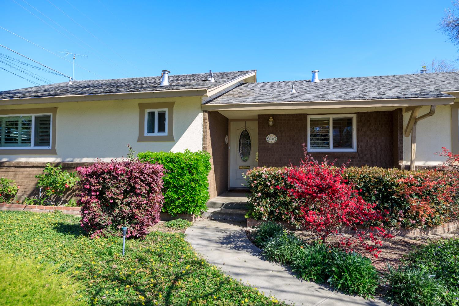 1618 Linwood Dr, Modesto, CA 95350