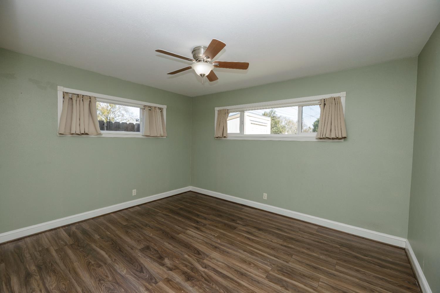 1618 Linwood Dr, Modesto, CA 95350