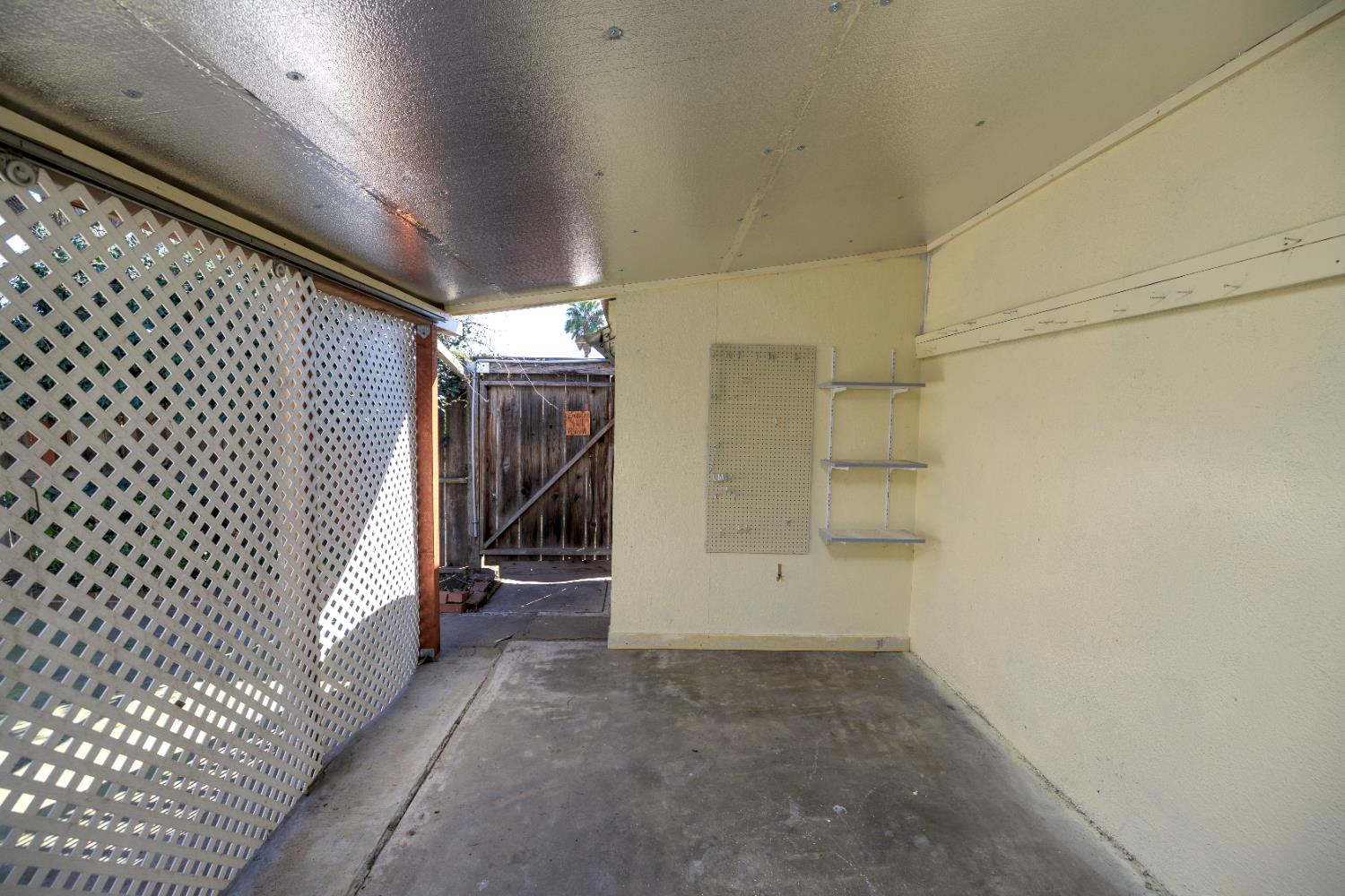 1618 Linwood Dr, Modesto, CA 95350