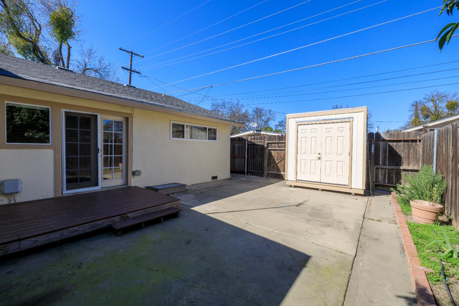 1618 Linwood Dr, Modesto, CA 95350