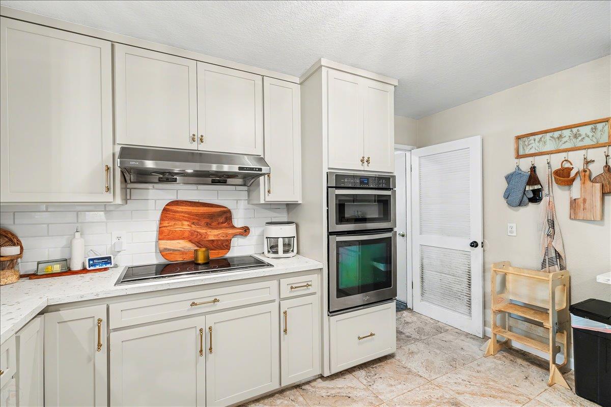 1251 David Dr, Oakdale, CA 95361