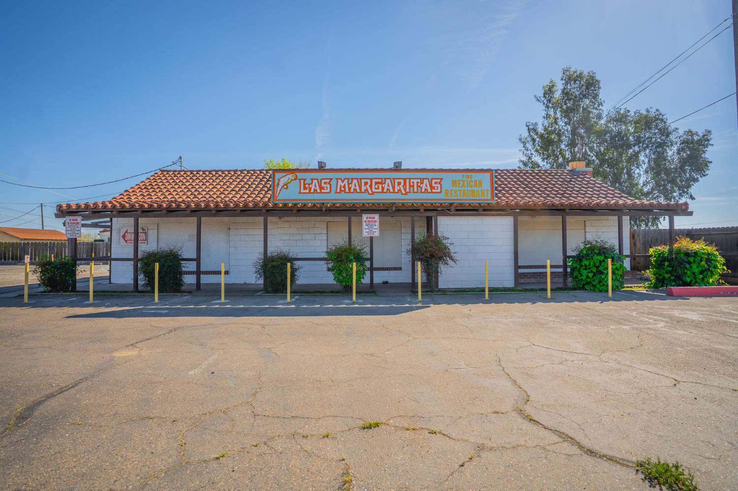 1711 E Pacheco Blvd, Los Banos, CA 93635