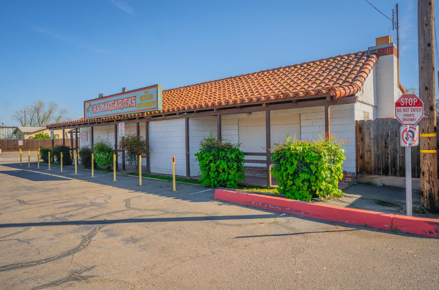 1711 E Pacheco Blvd, Los Banos, CA 93635