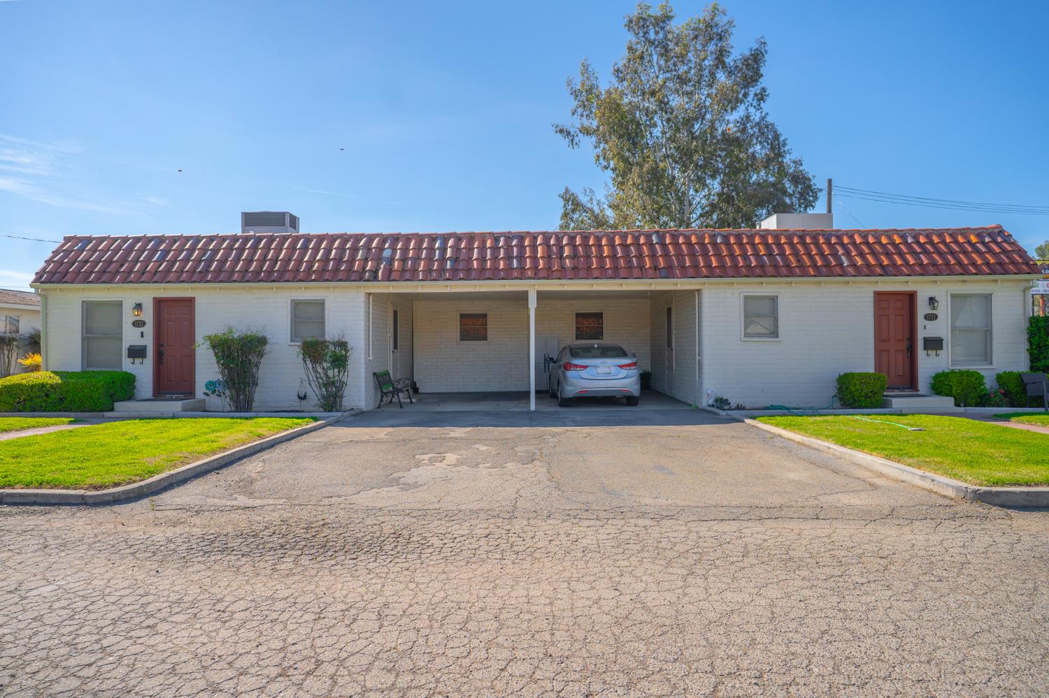 1711 E Pacheco Blvd, Los Banos, CA 93635